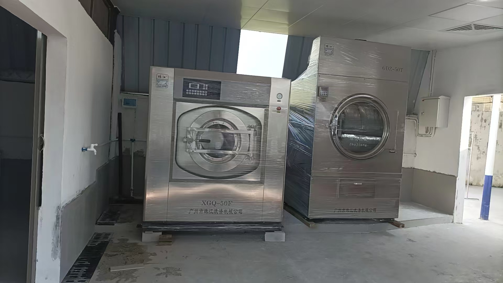 醫(yī)療隔離式廣州一體化工業(yè)用洗衣機(jī):高能效分區(qū)洗滌