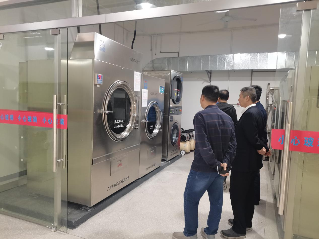 高效洗滌解決方案：珠江洗滌設(shè)備助力酒店提升服務(wù)質(zhì)量